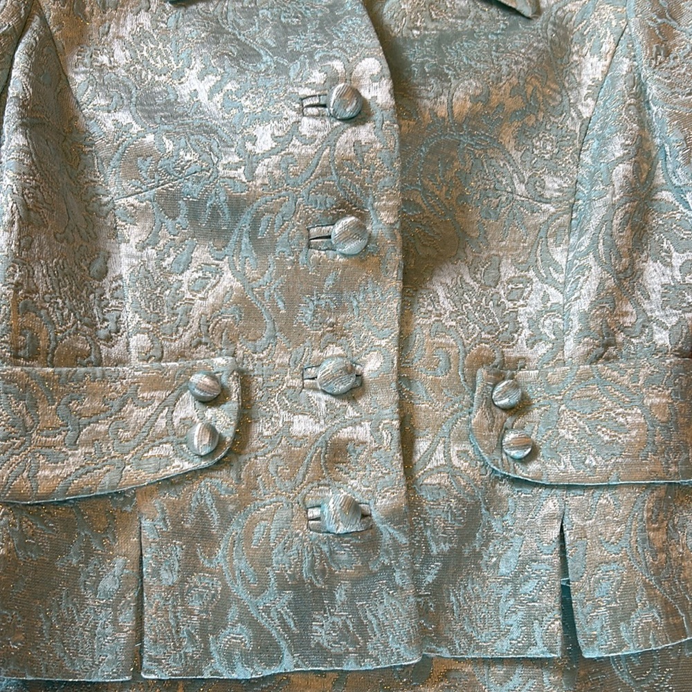 Ladies suit JS Collection - Picture 4 of 7